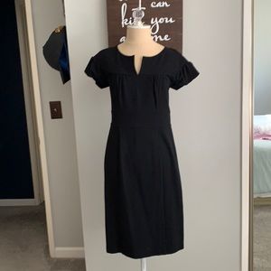 Banana republic black shift dress size 6.